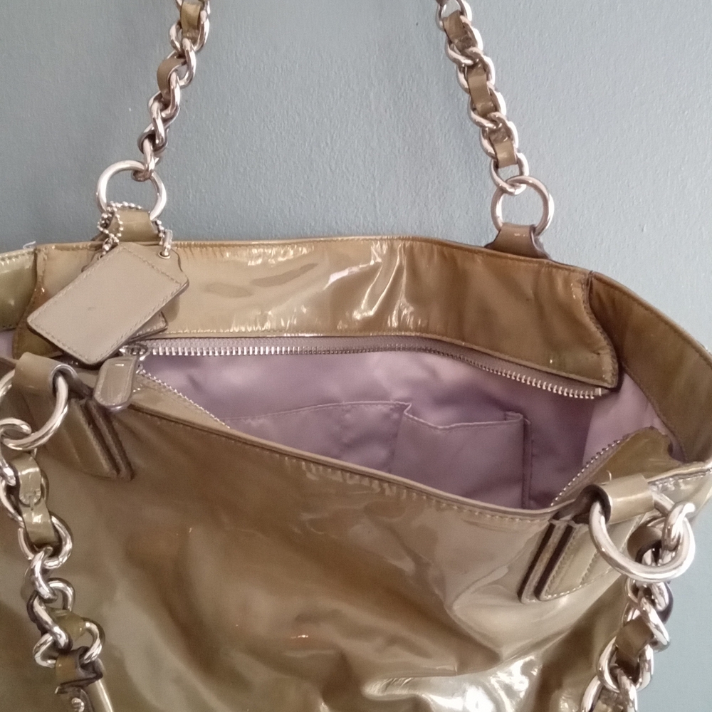 Coach Patent Leather Tote Bag Silver Chain Straps Khaki - Picture 9 of 9